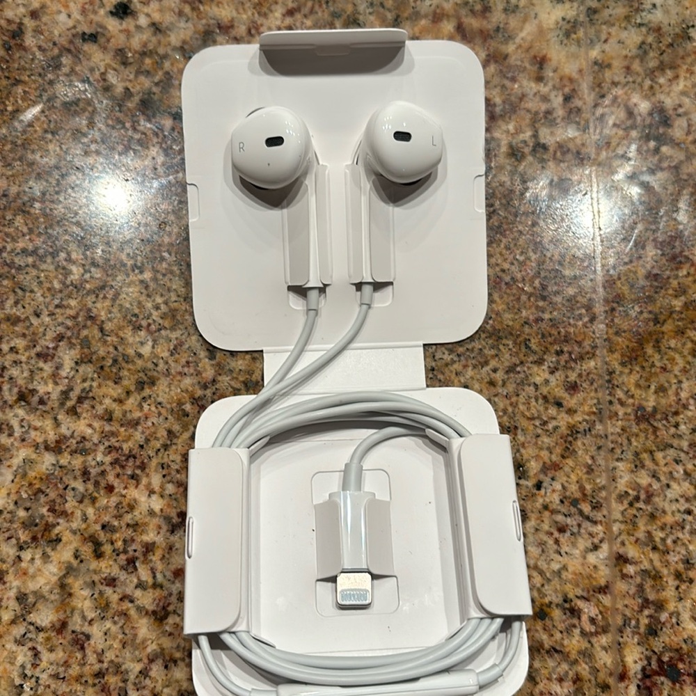 AirPods